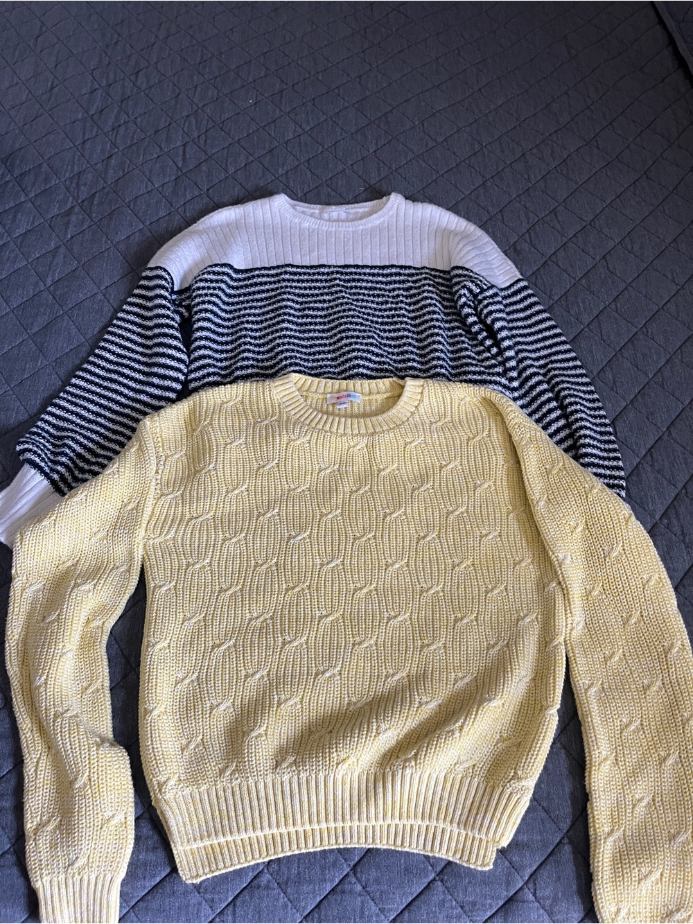 Girls Yellow Cable Knit Crewneck Sweater - Men